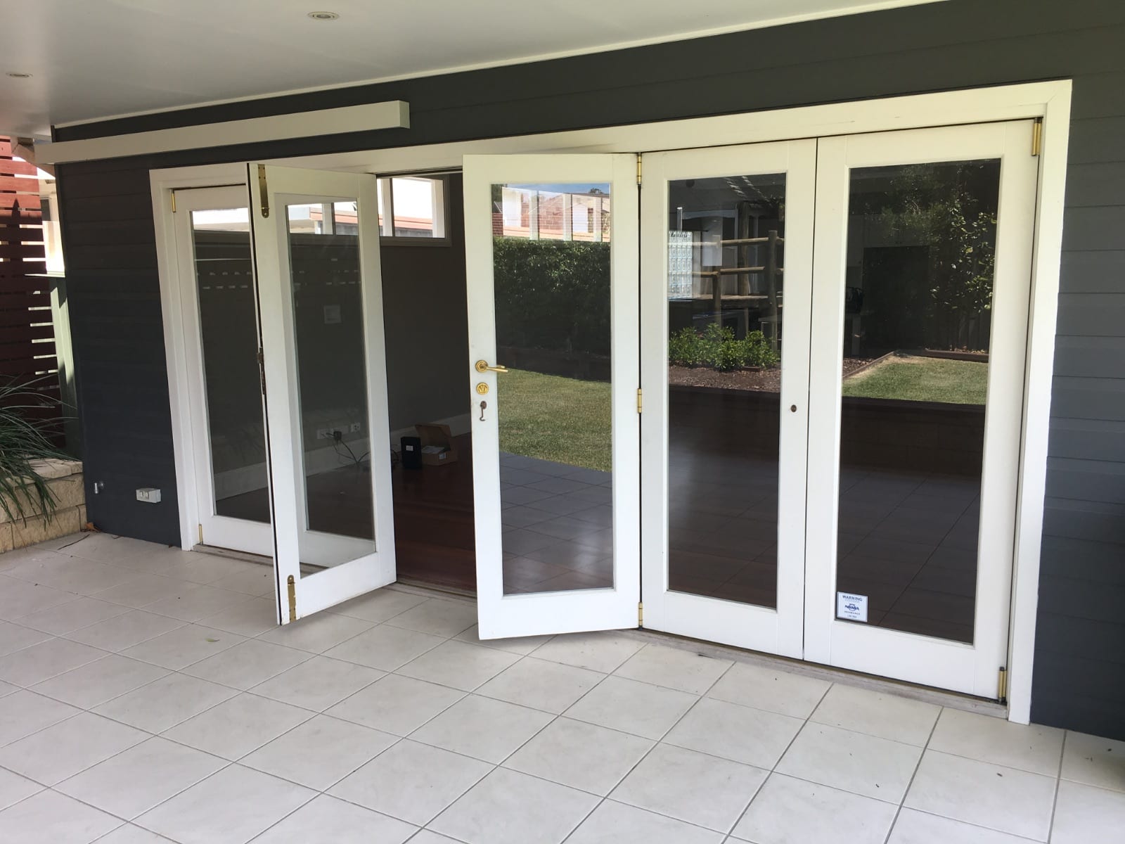 Bifold door repairs and parts replacement in Gladesville