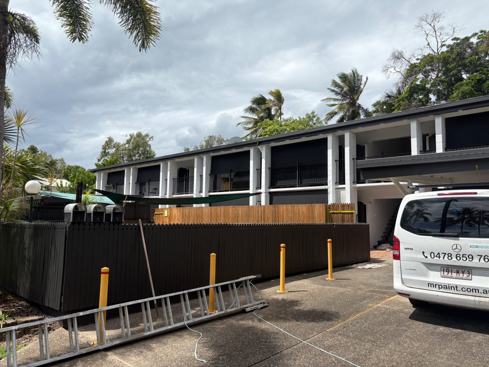 Completed painting at the San Elena apartments, Holloways Beach