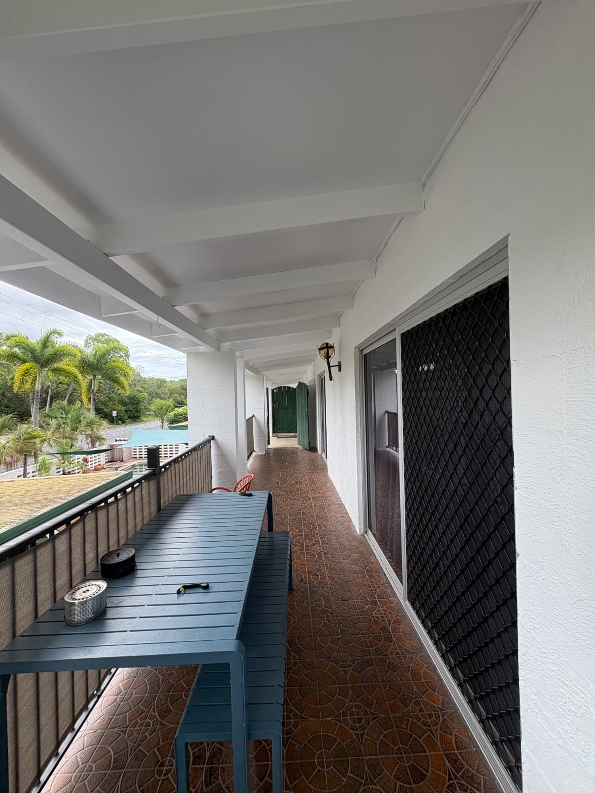Completed painting at the San Elena apartments, Holloways Beach