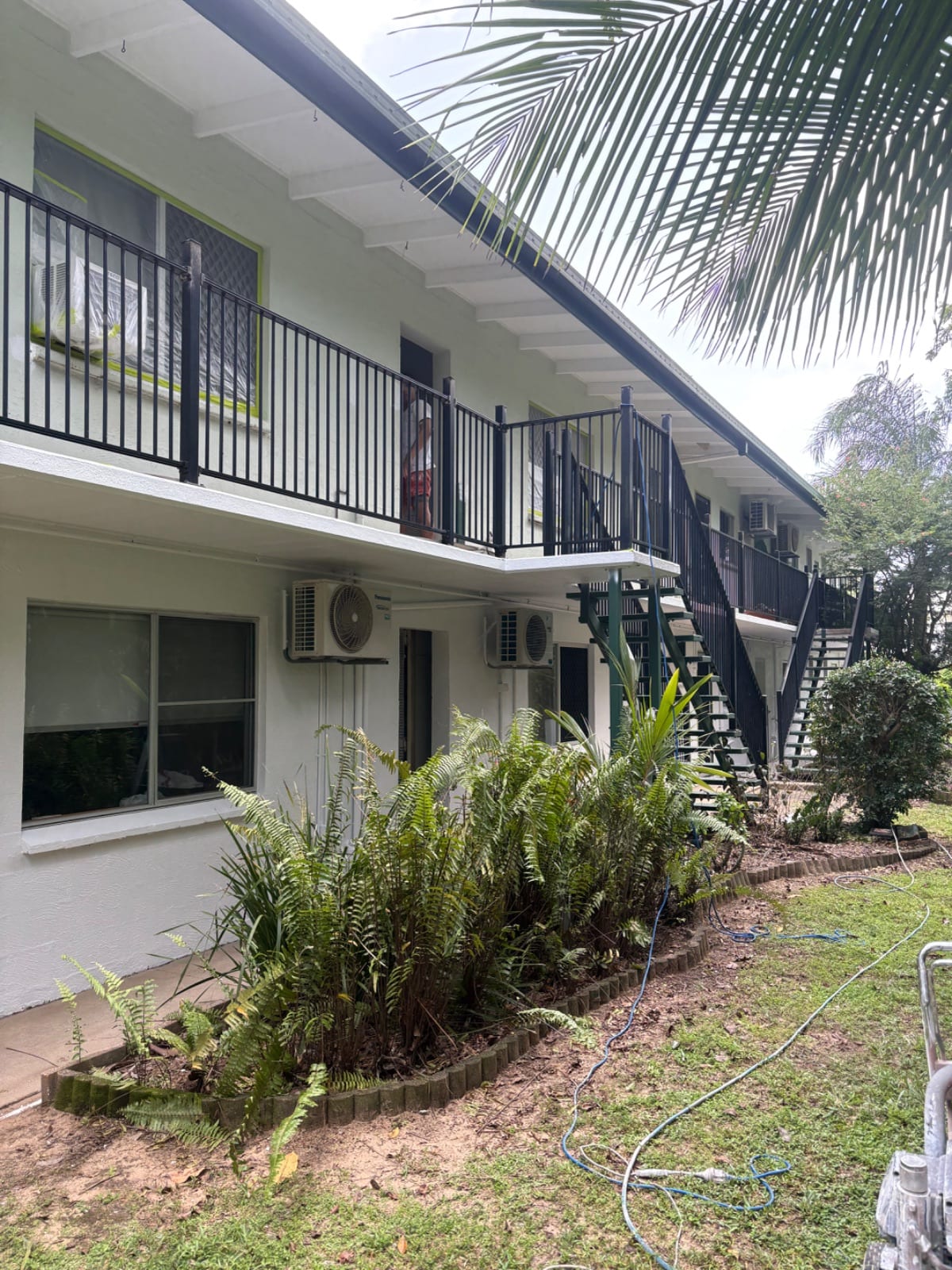 Completed painting at the San Elena apartments, Holloways Beach